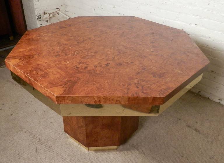 Impressive Milo Baughman Style Two-Leaf Mid-Century Table In Good Condition In Brooklyn, NY