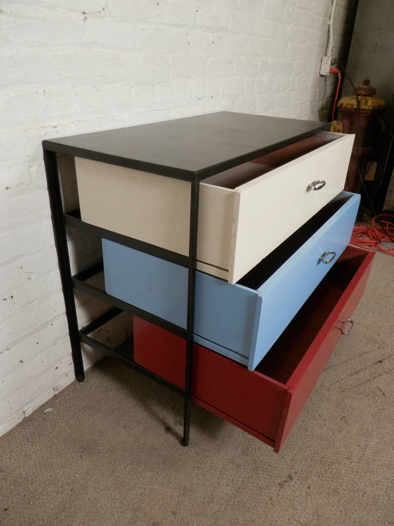 Unusual Mid-Century Dresser By George Nelson In Good Condition In Brooklyn, NY