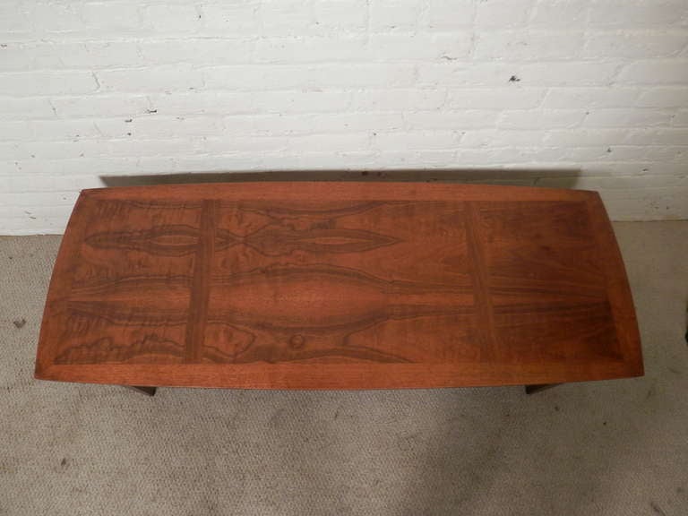 Mid-Century Modern Coffee Table w/ Drawer By Lane In Good Condition In Brooklyn, NY