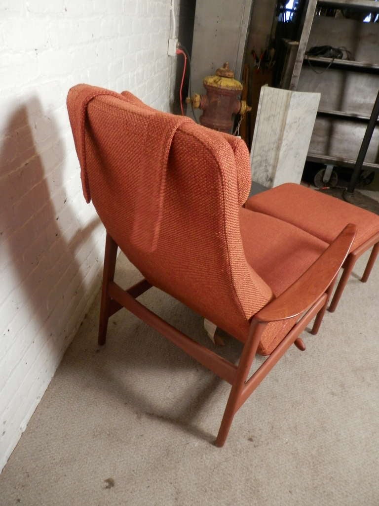 Mid-Century Modern Vintage Highback Reclining Chair w/ Ottoman By Dux
