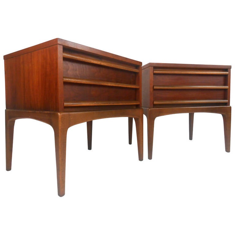 Pair MidCentury Modern American Walnut Nightstands by Lane at 1stdibs