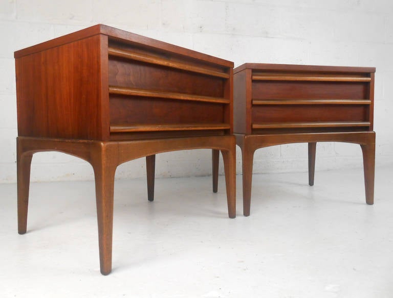 Pair Mid-Century Modern American Walnut Nightstands by Lane