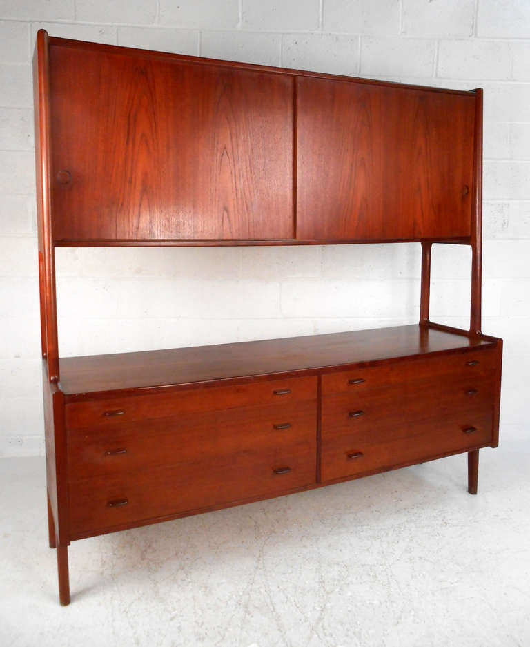Mid-Century Teak Wall Unit by Hans Wegner