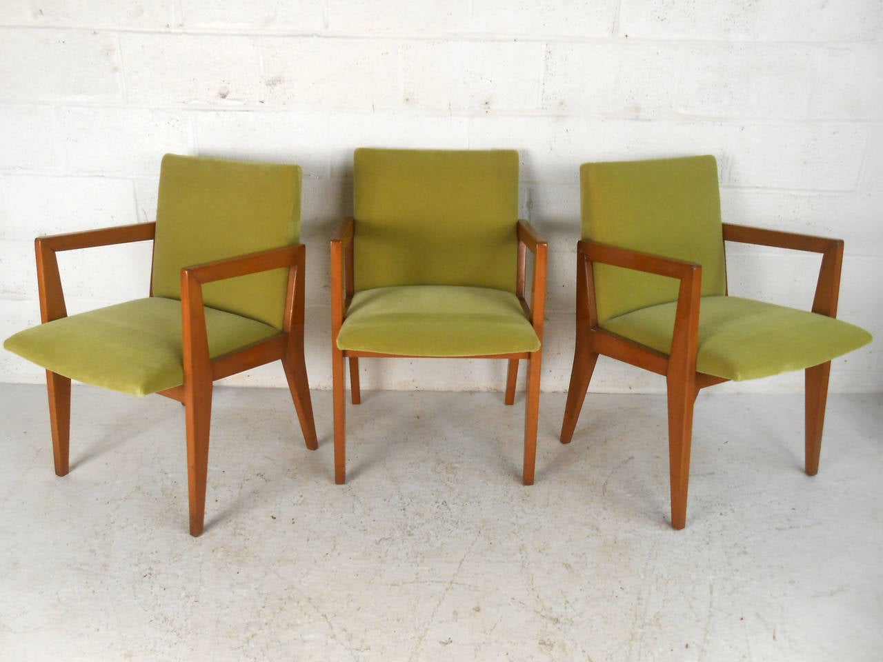 Set of Mid-Century Modern Frank Lloyd Wright Inspired Dining Chairs at ...