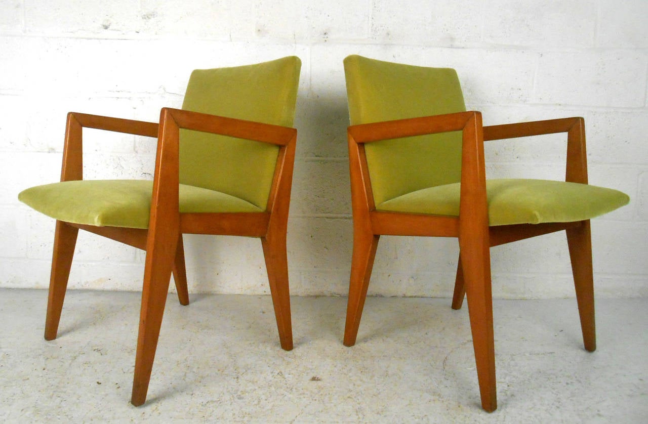 Set of Mid-Century Modern Frank Lloyd Wright Inspired Dining Chairs at ...