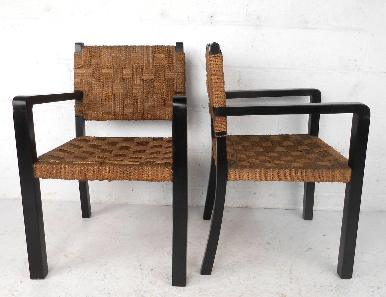 Pair Unique Mid-Century Modern Rope Side Chairs In Good Condition In Brooklyn, NY