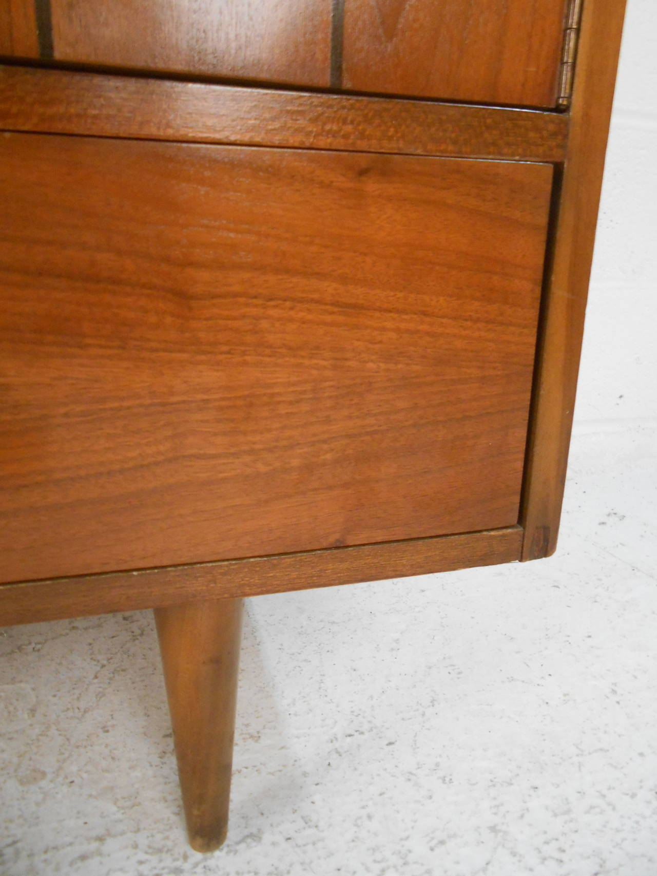 Mid-20th Century Mid-Century Modern Lane Style American Walnut Sideboard