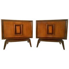 Pair Mid-Century American Walnut End Tables by Hoke
