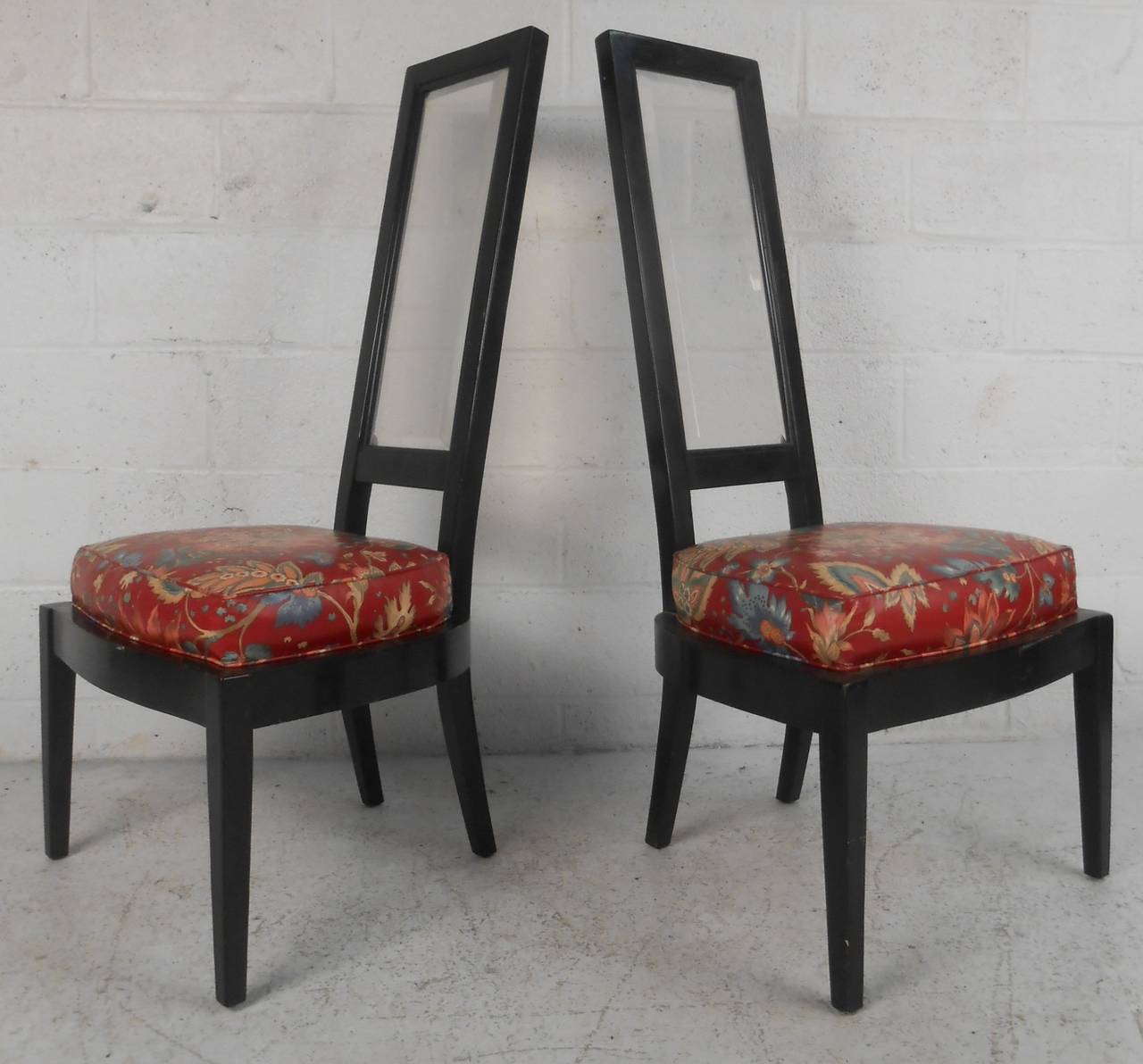 Mid-Century Modern Six Vintage Dining Room Chairs with Lucite Back For Sale