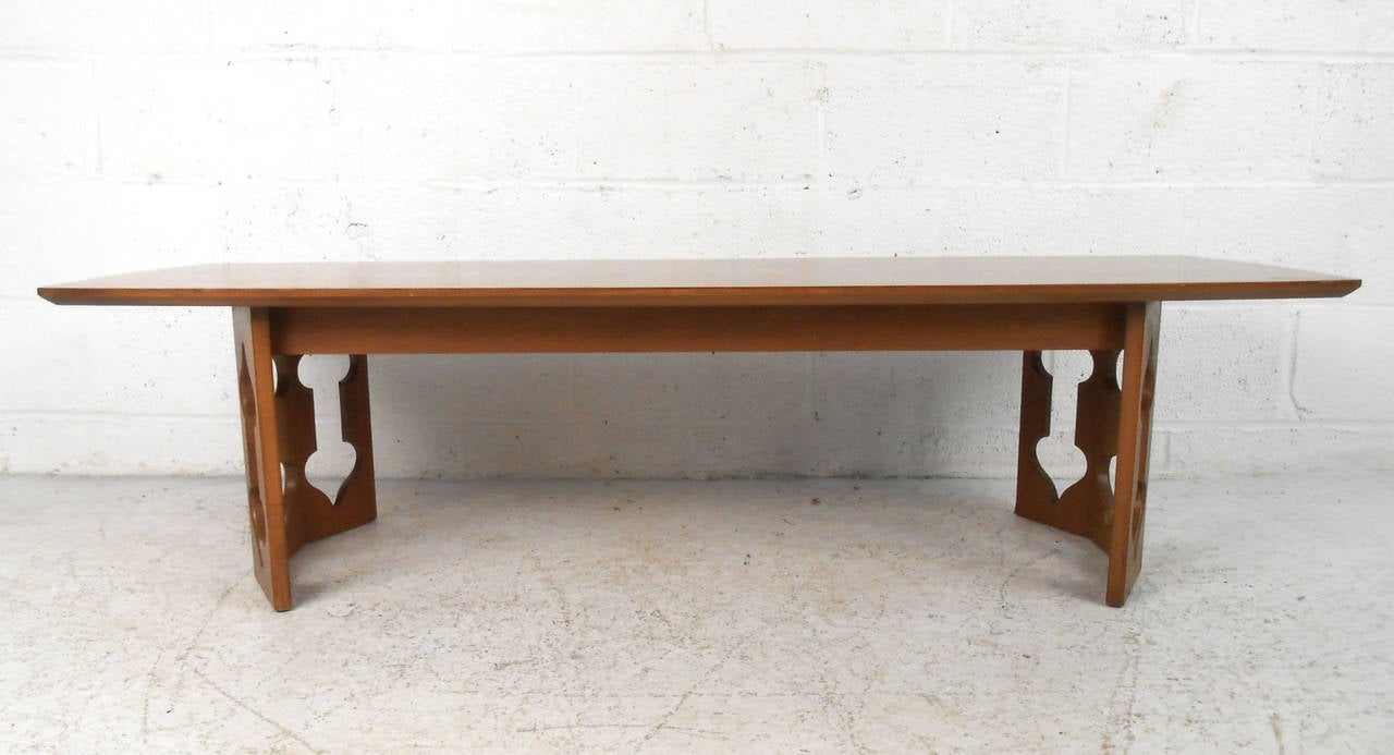 Mid-20th Century Vintage Coffee Table With Sculptural Base For Sale