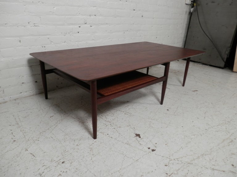 Mid-Century Modern Mid Century Modern Coffee Table w/ Shelf