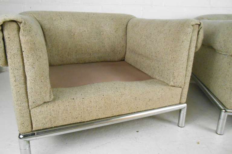 Mid-20th Century Mid-Century Modern Lounge Chairs