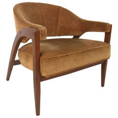 Einzigartige Mid-Century Modern Walnuss Frame Barrel Back Lounge Chair
