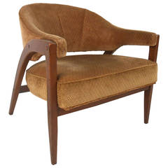Unique Mid-Century Modern Walnut Frame Barrel Back Lounge Chair Unique Mid-Century Modern Walnut Frame Barrel Back Lounge Chair