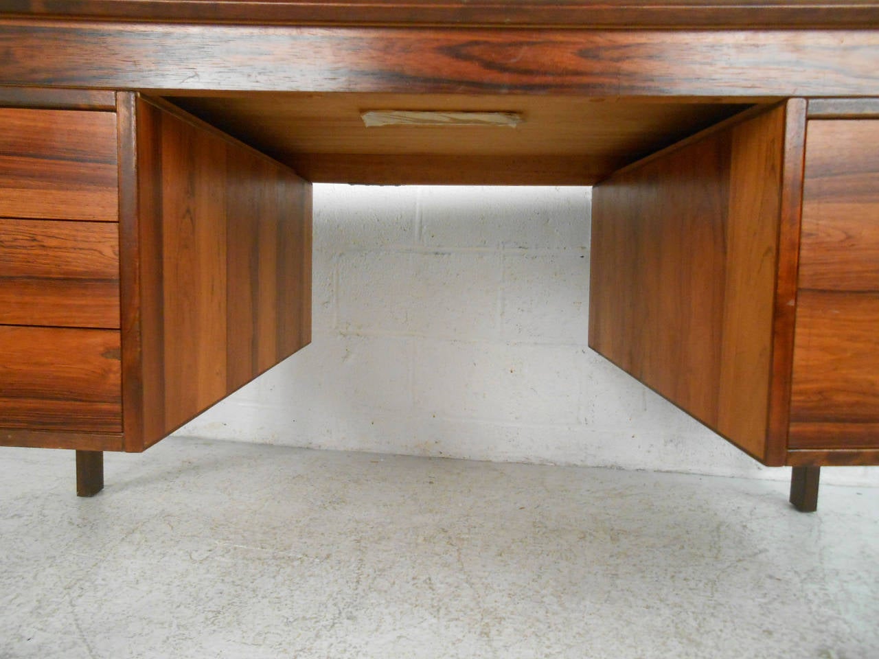 Unique Mid-Century Modern Rosewood Executive Desk 1