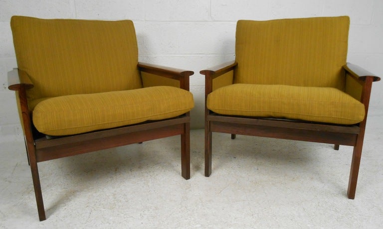 Mid-Century Modern Danish Modern Rosewood Lounge Chairs