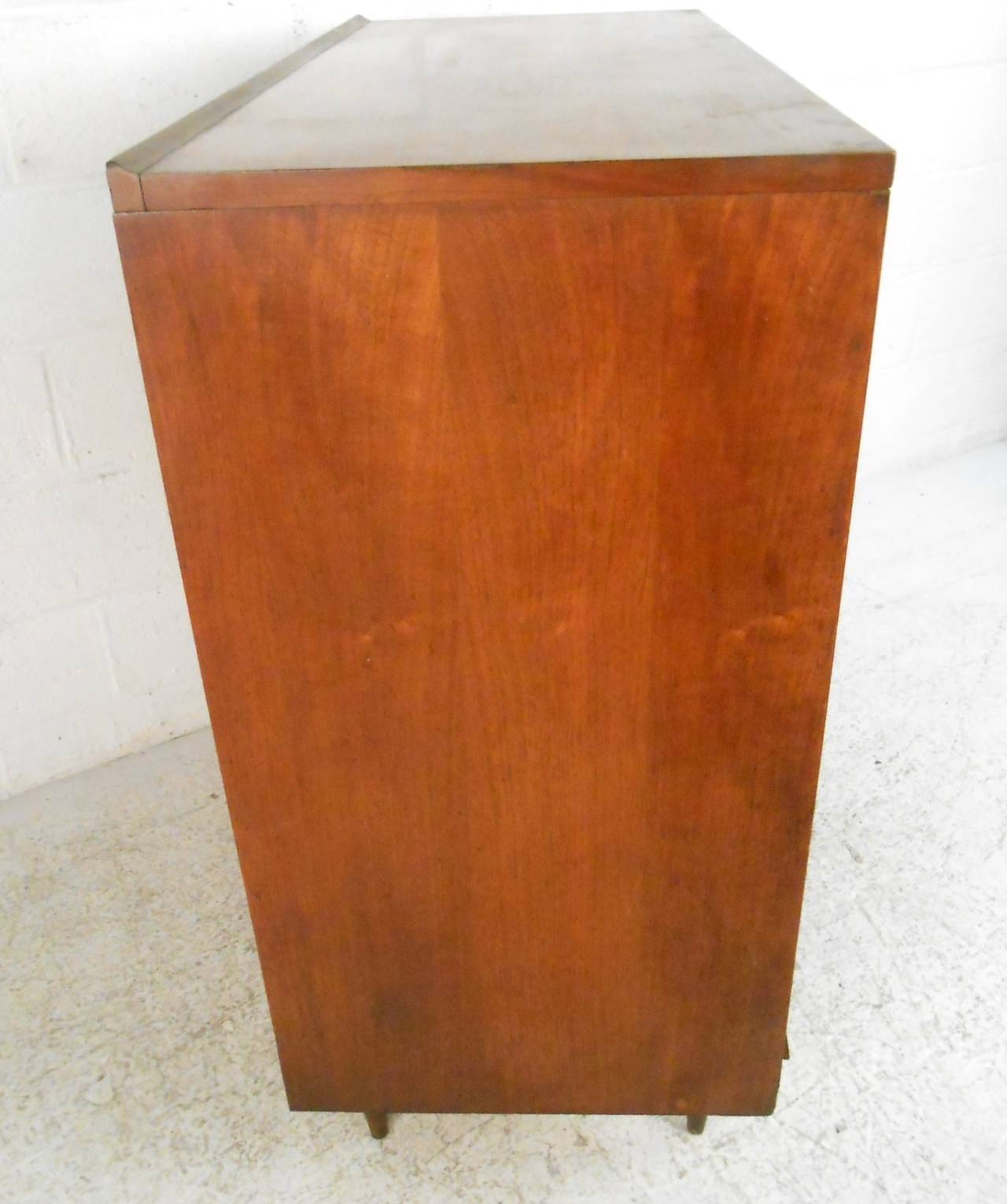 ward mid century dresser