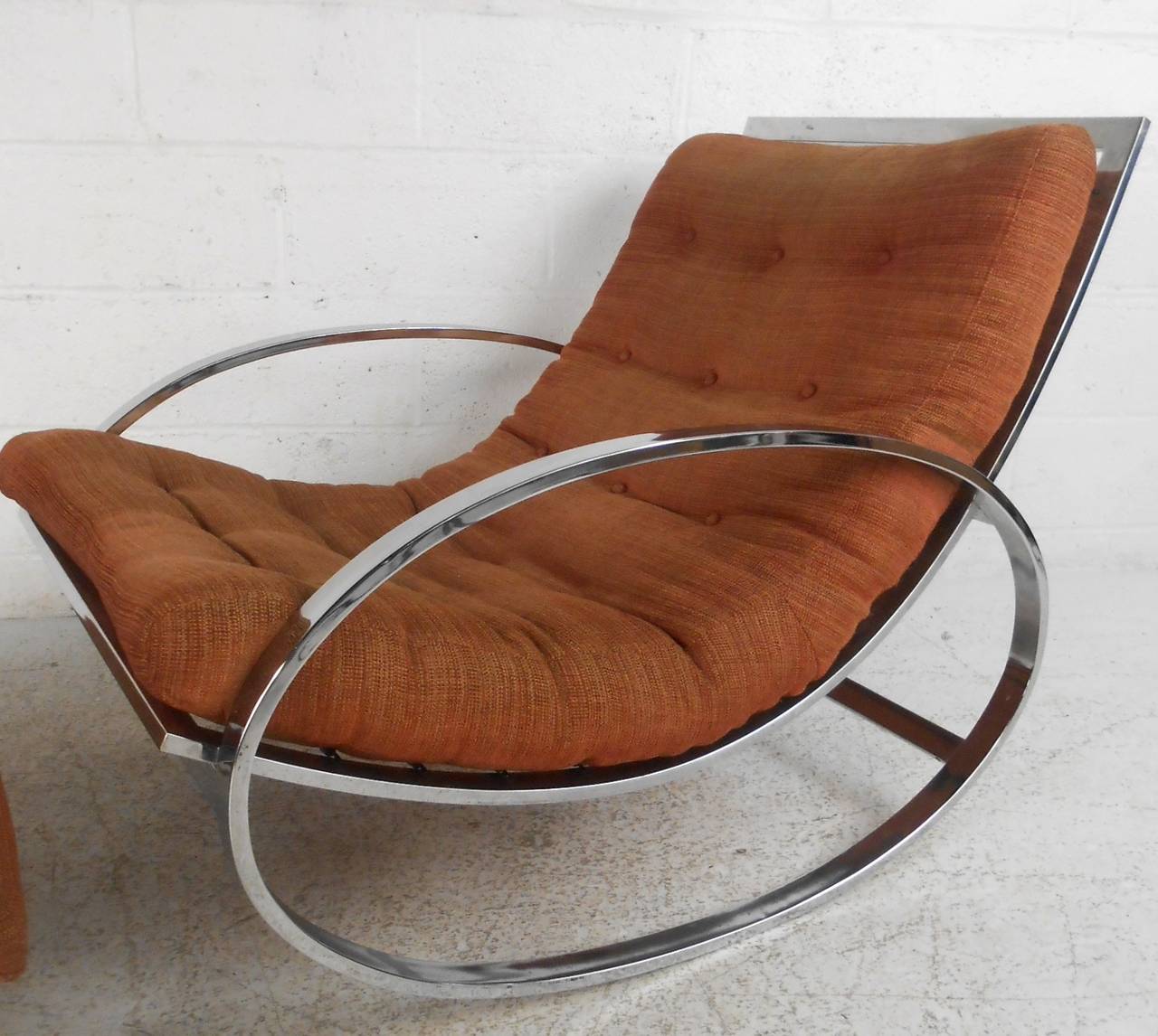 Milo Baughman Style Mid-Century Modern Renato Zevi Ellipse Chair and Ottoman In Good Condition In Brooklyn, NY