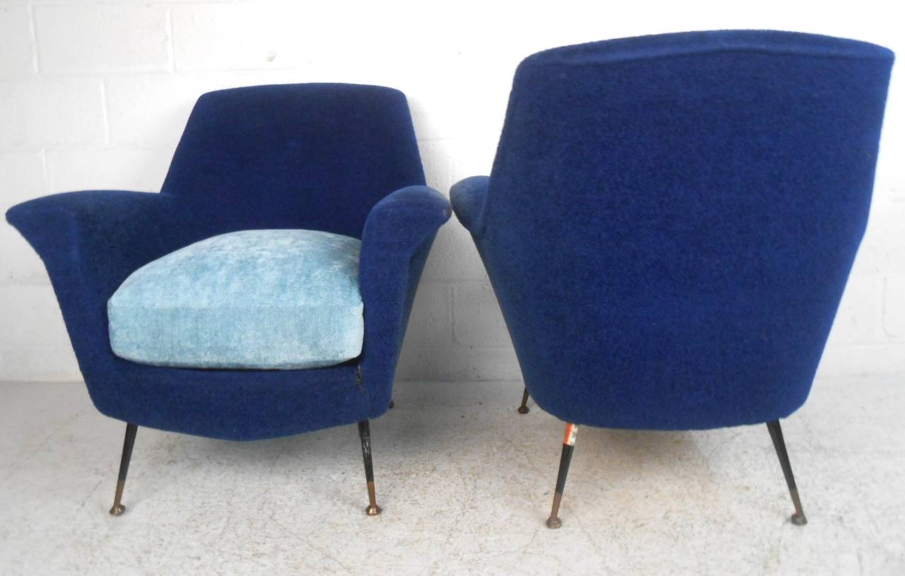 Mid-20th Century Pair Gio Ponti Style Lounge Chairs For Sale