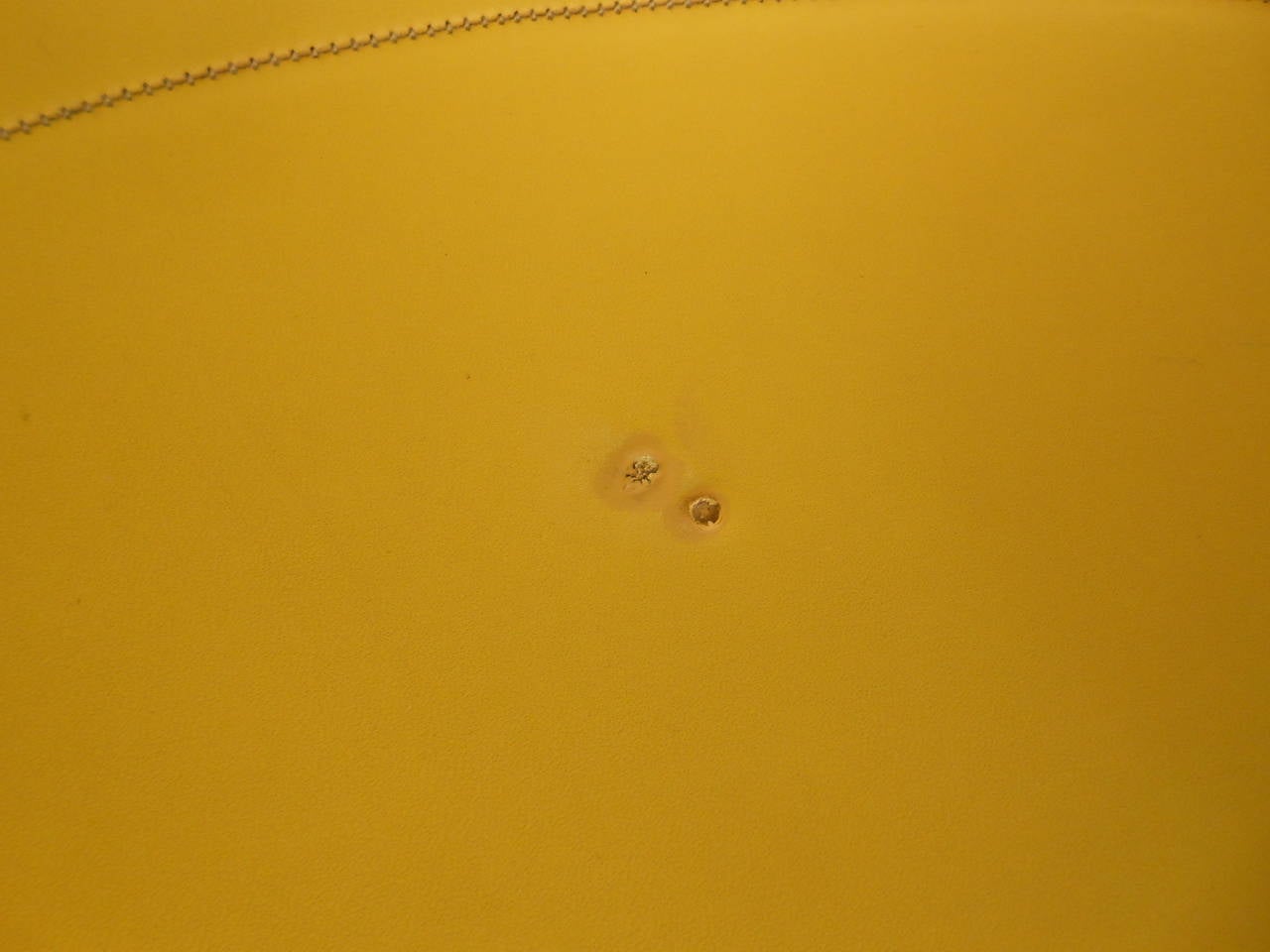 Metallo Coppia di sedie a secchiello Charles Eames per Herman Miller in vendita