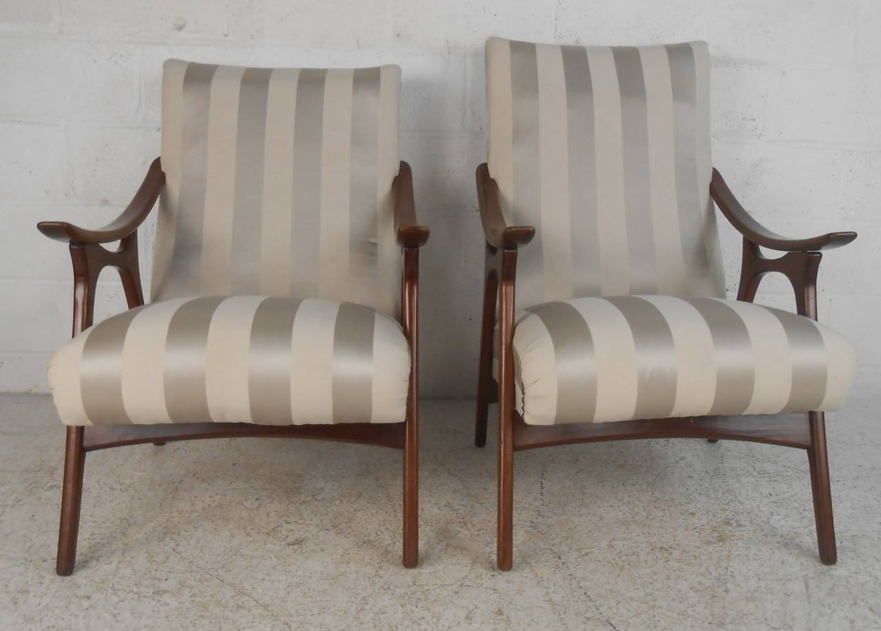 Wood Sculptural Vintage Mid-Century Modern Armchairs For Sale