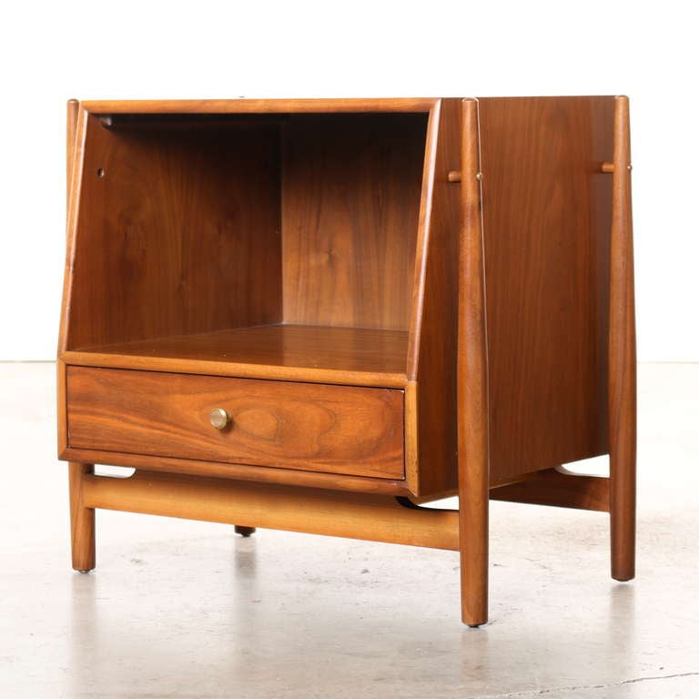 Mid Century Bedside Tables by Kipp Stewart and Stewart MacDougall for Drexel In Good Condition In Los Angeles, CA
