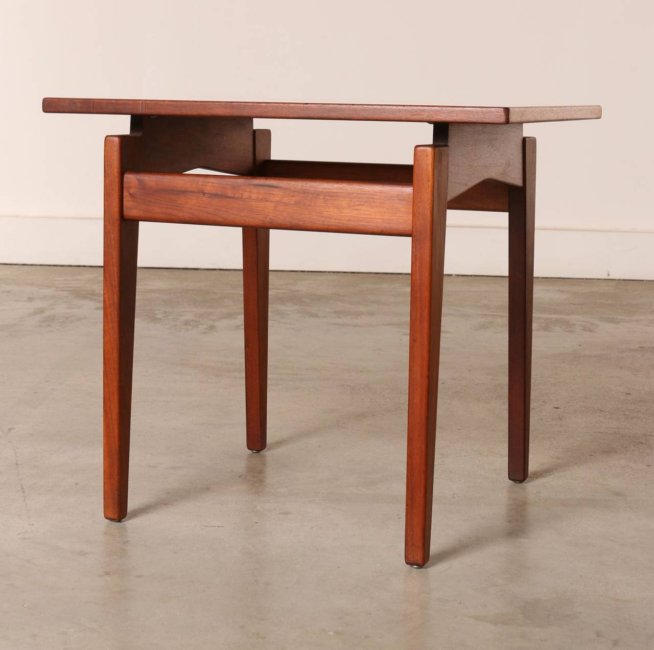 Mid-Century Modern Jens Risom Walnut and Formica Side Table