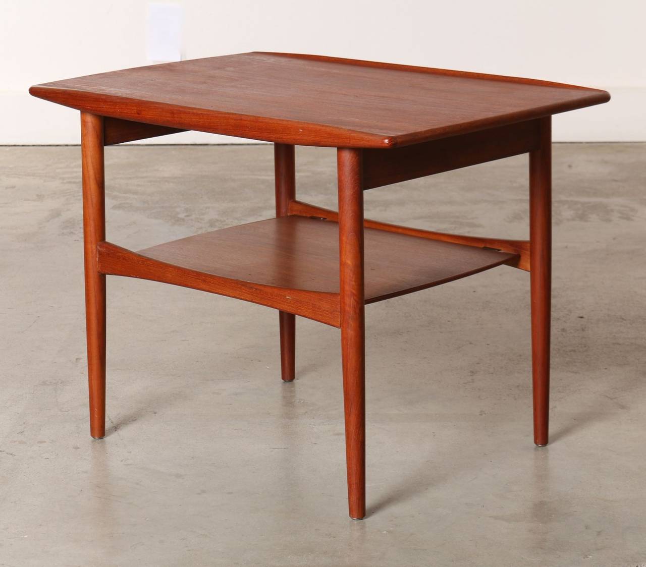Pair of 1960s Danish Teak Side Tables by Moredo In Good Condition In Los Angeles, CA
