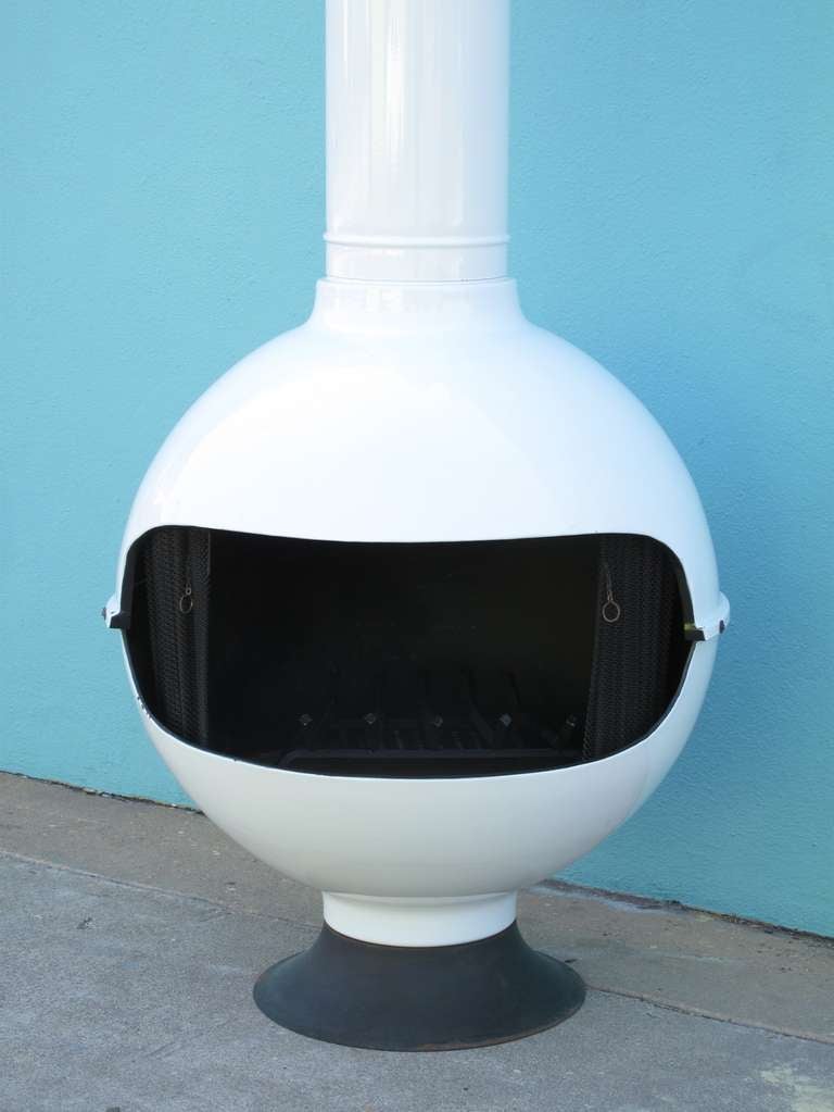 American Mid-Century Bulbus White Enamel Indoor Outdoor Fireplace