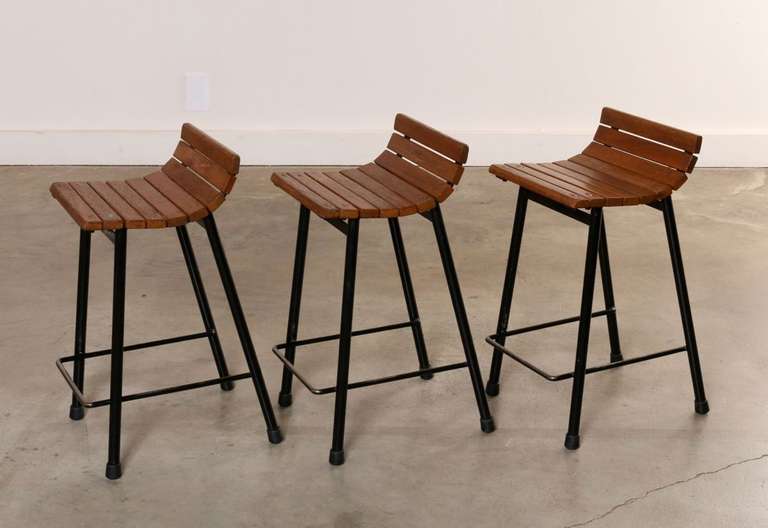 Set of Three Cal Vista Slatted Seat Counter Height Stools, Circa 1950's In Good Condition In Los Angeles, CA