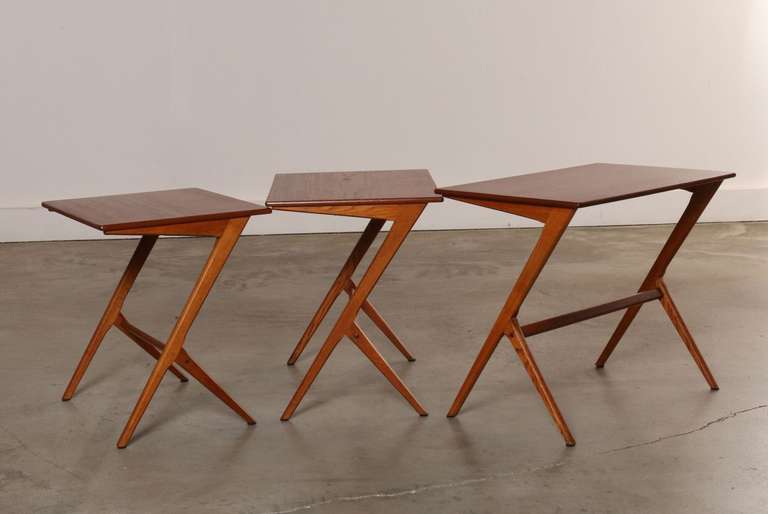 Sculptural Teak Nesting Tables, Set of 3 In Good Condition In Los Angeles, CA