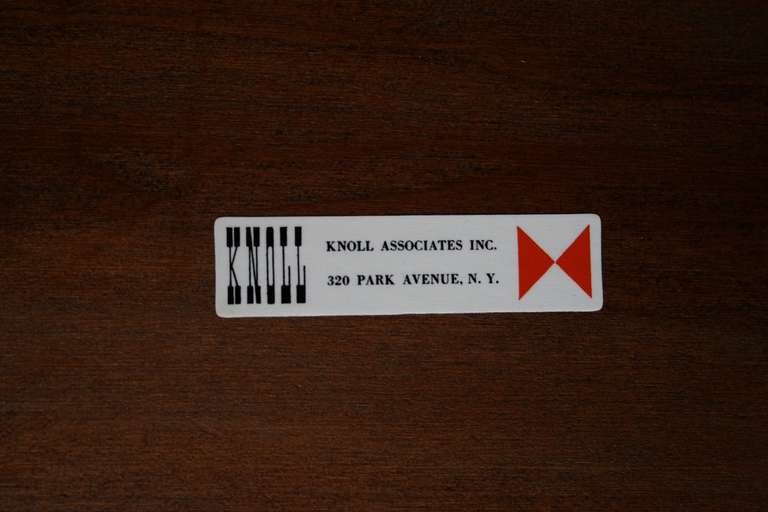 Dating knoll labels