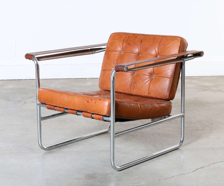 Suisse Paire de chaises longues en cuir et chrome de Karl Thut pour Stendig