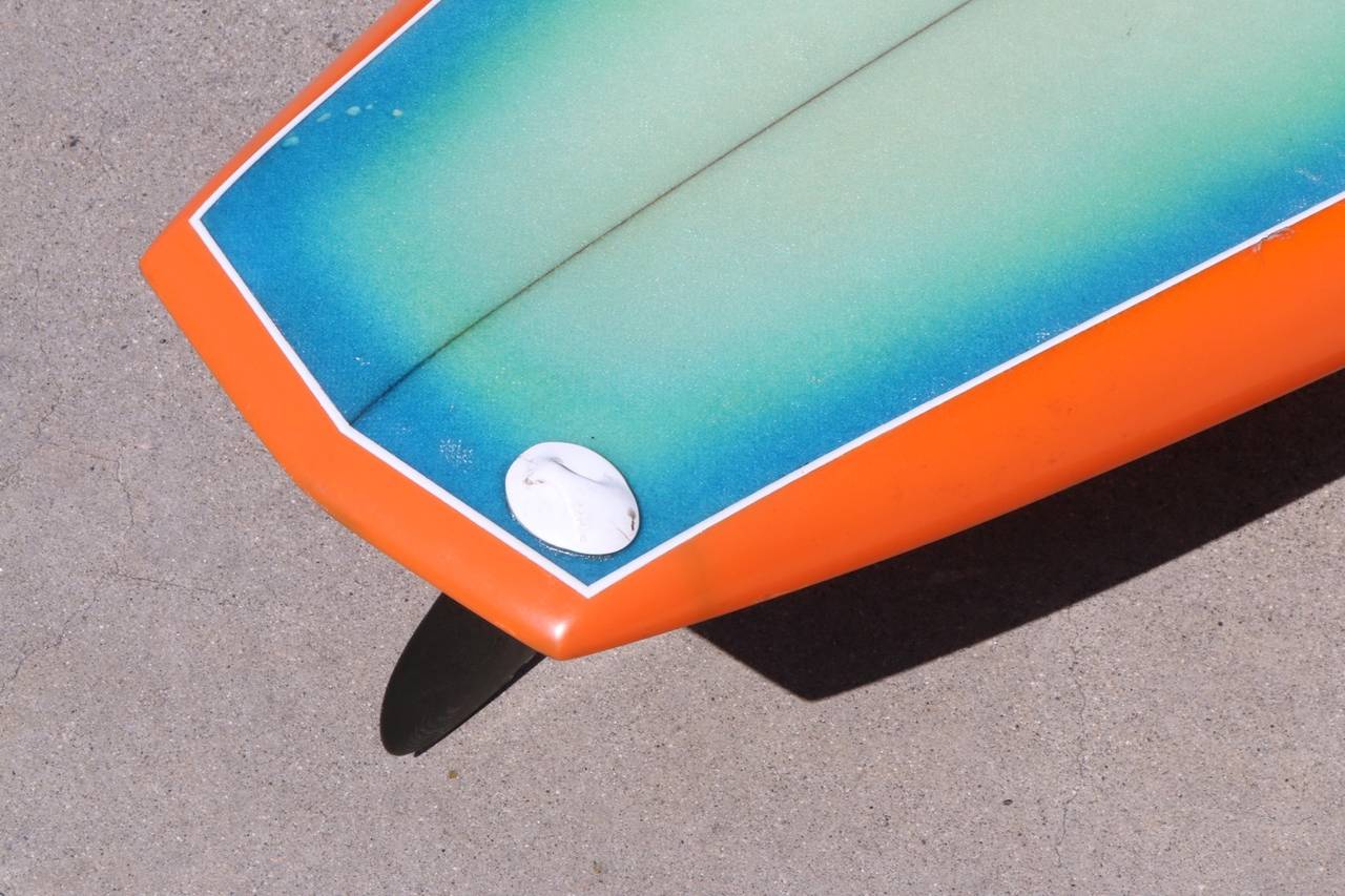 Super Rare 1971 Gordon and Smith Concave Waterskate Model Surfboard In Excellent Condition For Sale In Los Angeles, CA