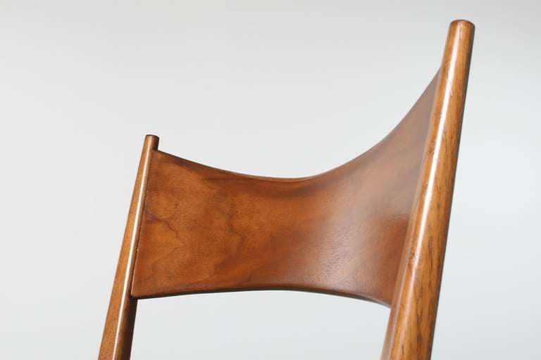 Paul McCobb Bowtie Walnut Dining Chairs for Calvin Furniture, Set of 4 2