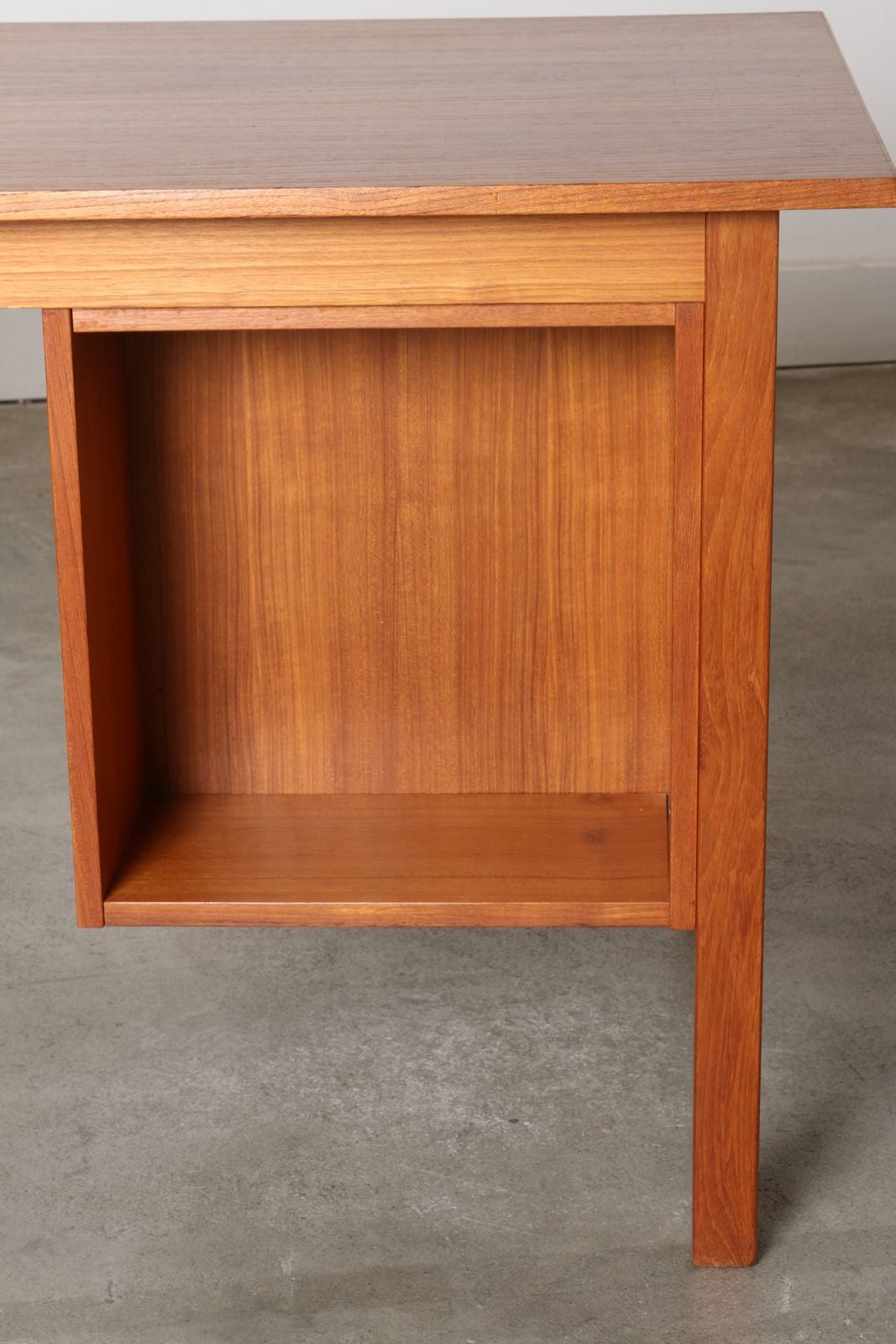 Danish Modern Five-Drawer Teak Partners Desk with Built-in Bookshelf 4