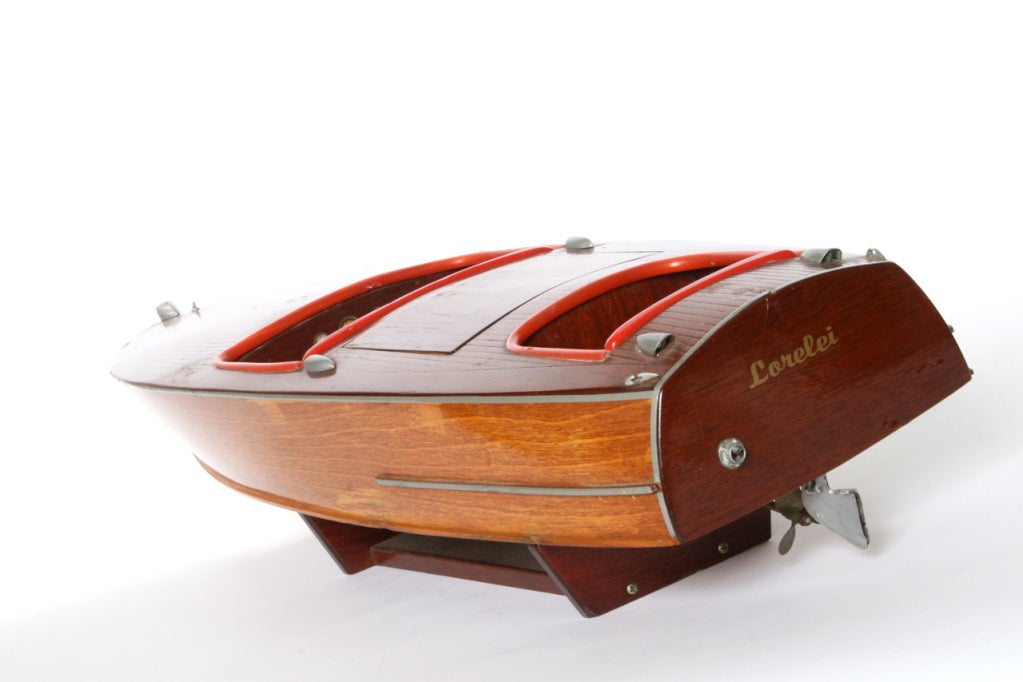 American 1940s Wooden 