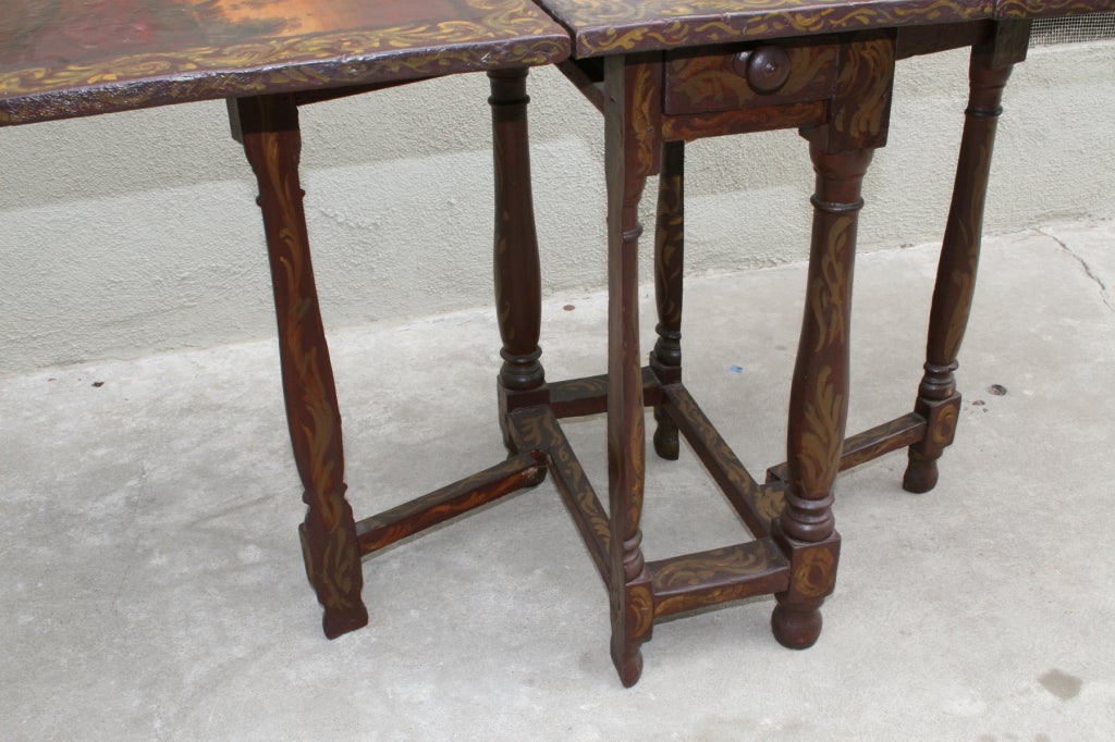 Split Gateleg Hand-Painted Dropleaf Wooden Occasional Table Late 17th Century 3