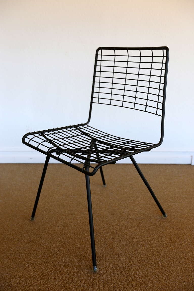 Milieu du XXe siècle Chaise en fer de John Keal pour Pacific Iron