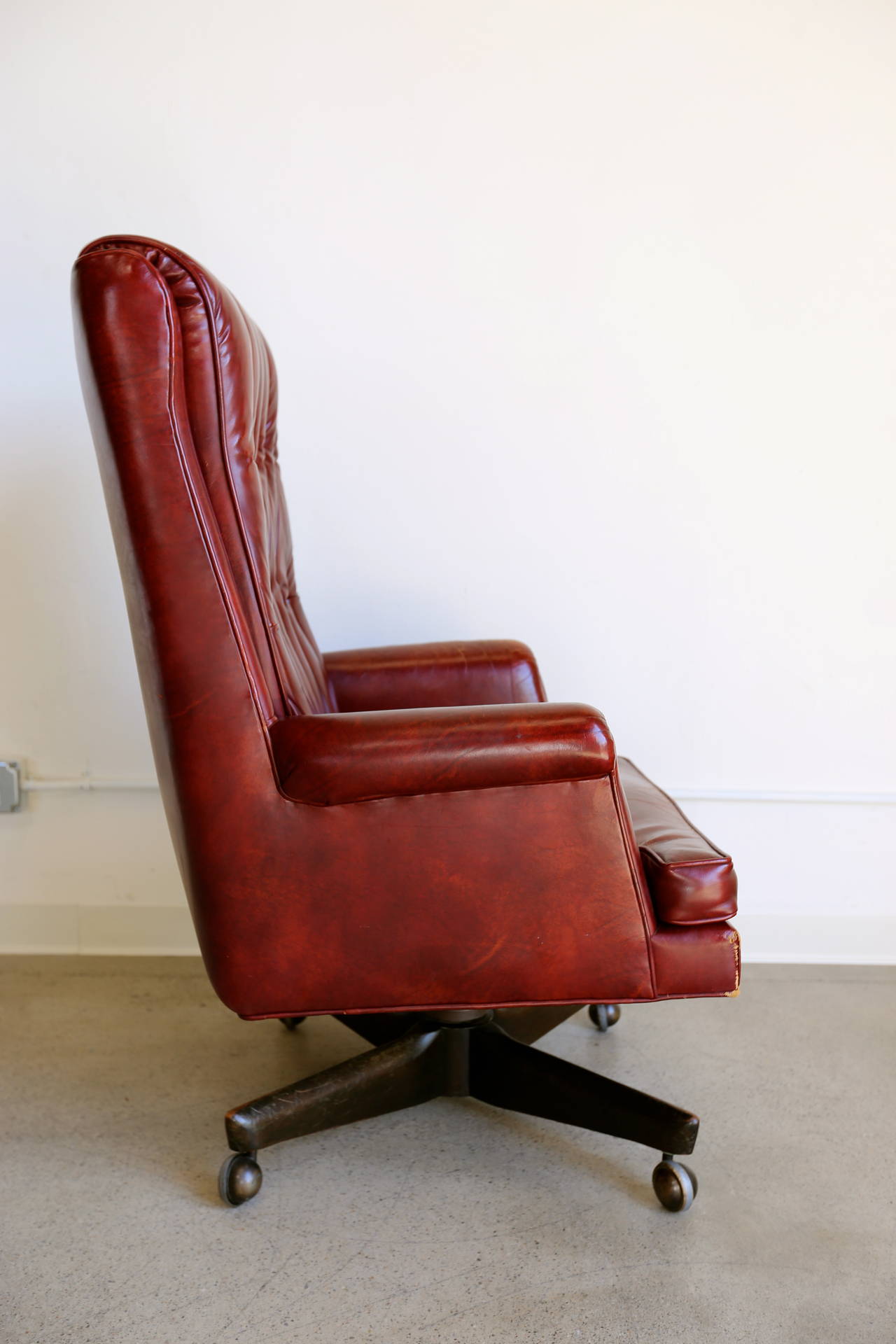 Mid-Century Modern Distressed Leather Executive Desk Chair by Monteverdi-Young