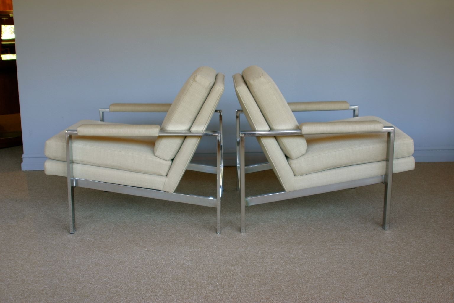 Pair Of Lounge Chairs By Milo Baughman For Thayer Coggin 