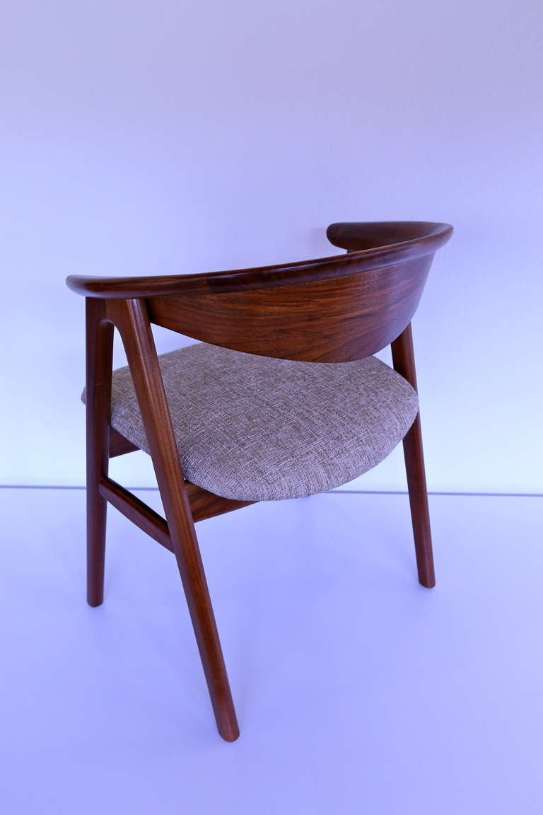 Mid-20th Century Set of Six Sculptural Dining Chairs by Erik Kirkegaard for Dux