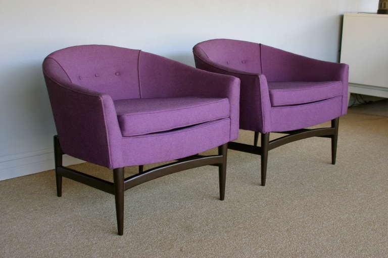 Fabric Pair of lounge chairs by Lawrence Peabody