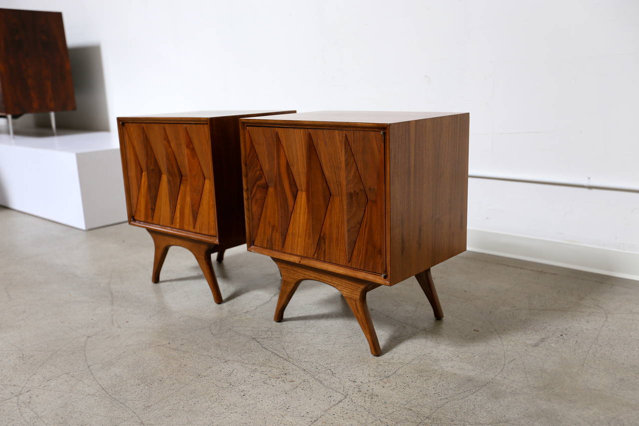 American Pair of Sculptural Walnut Nightstands