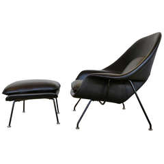 Early Black Leather Eero Saarinen ''Womb Chair'' for Knoll