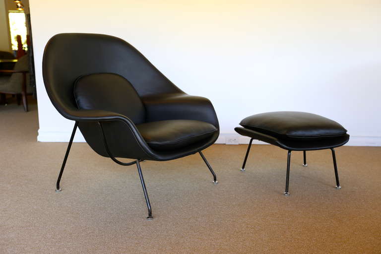 womb chair leather