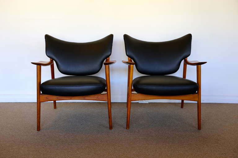 Norwegian Pair of Sculptural Leather and Teak Lounges by Peter Wessel
