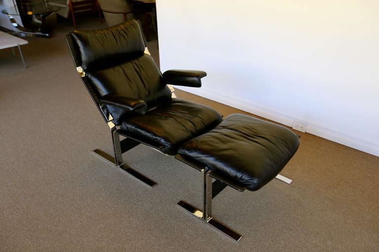 Mid-Century Modern Leather Lounge Chair & Ottoman by Kipp Stewart