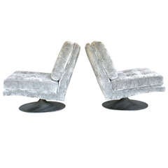 Pair of Swivel & Tilt Lounge Chairs by Milo Baughman