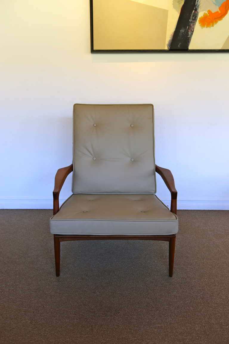 Mid-20th Century Walnut & Leather Lounge Chair by Milo Baughman